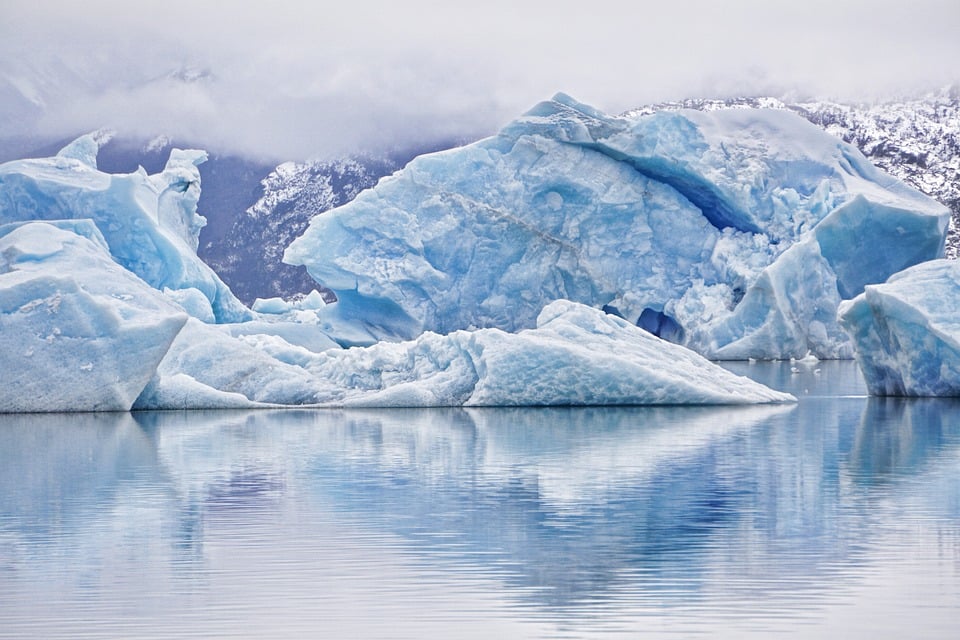 Hotel Accommodation: Comparing Airbnb vs. Traditional Options